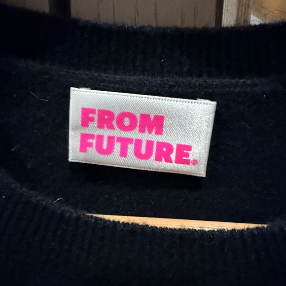 From Future Sweater Black Crewneck Two Tone 100% cashmerel Womens Medium - Picture 3 of 5